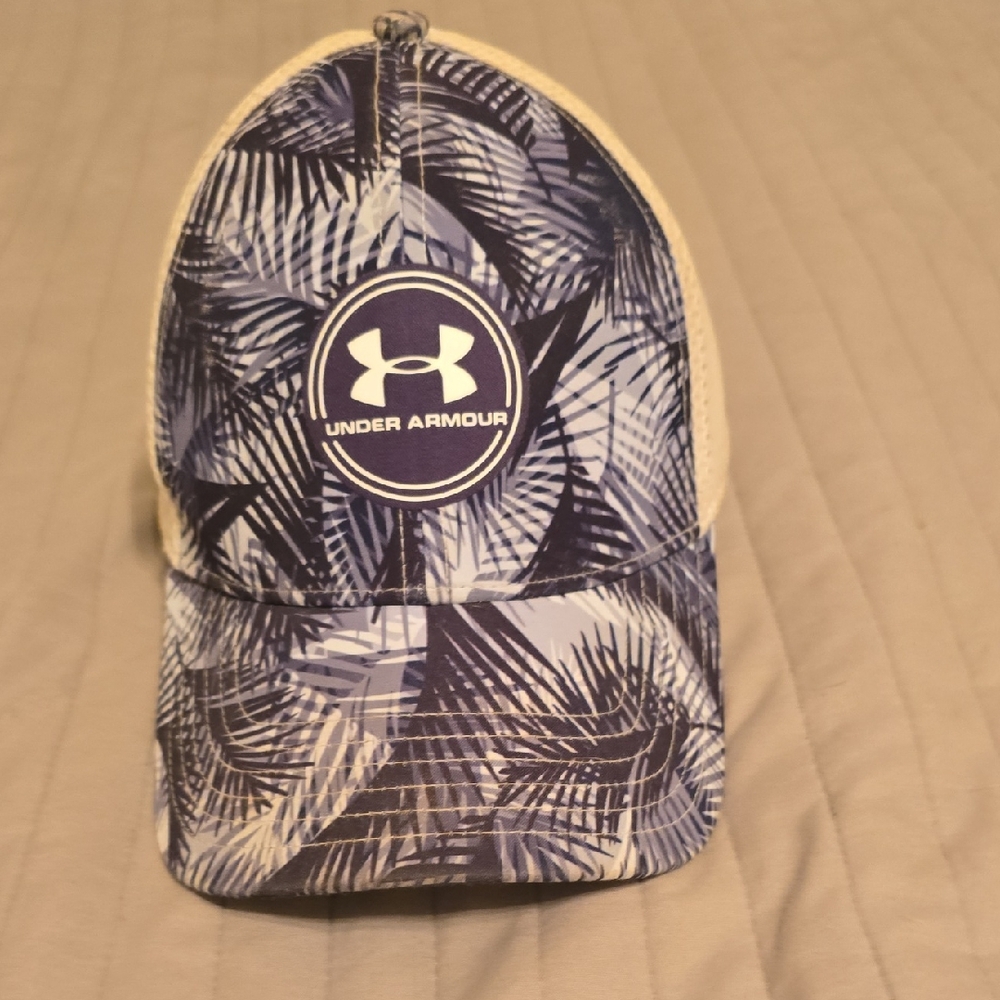 Under Armour Navy and White Leaf Pattern Cap